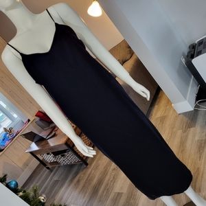 LOWRYS FARM | stunning velvet dress